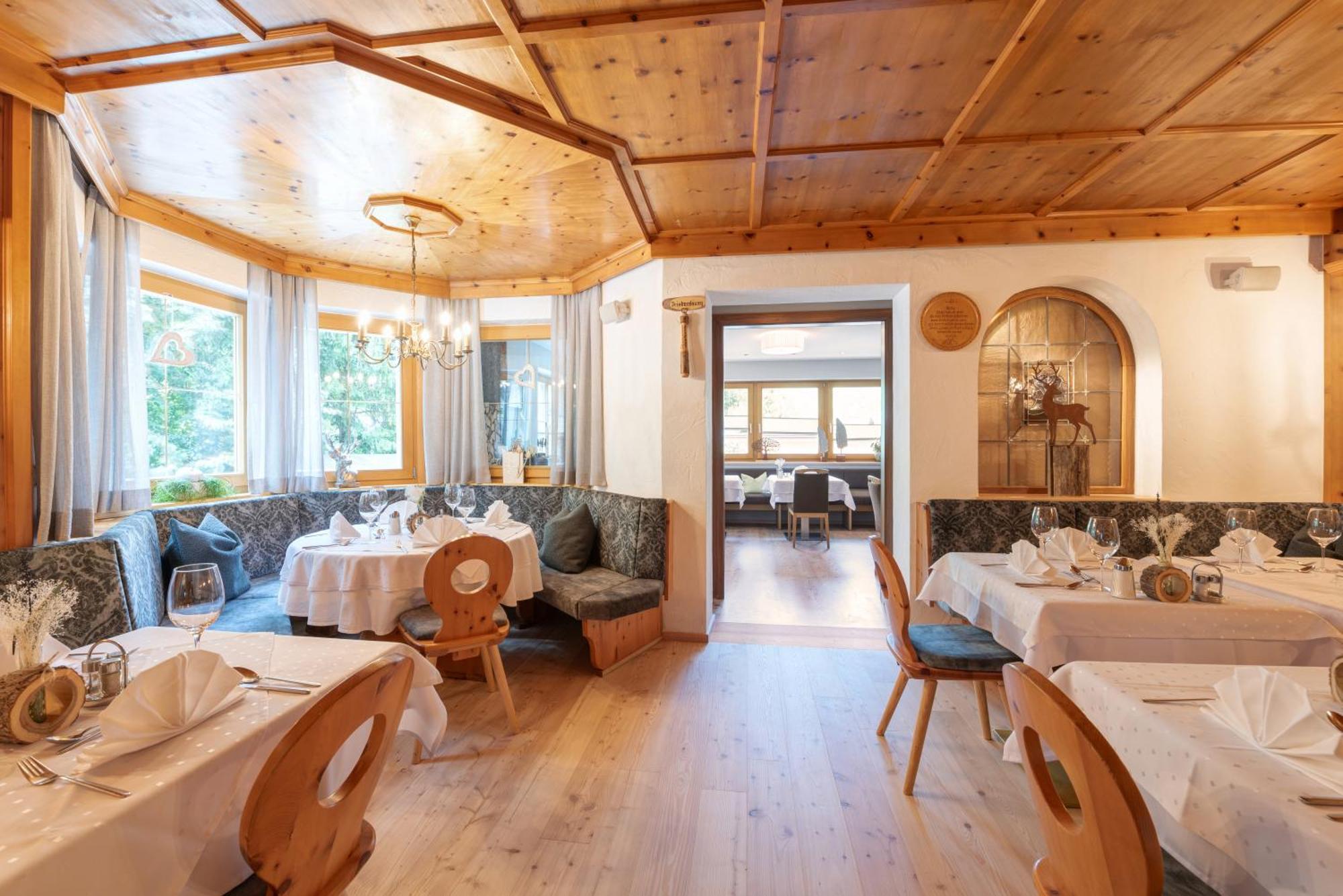 Hotel Enzian Paznaun See Luaran gambar