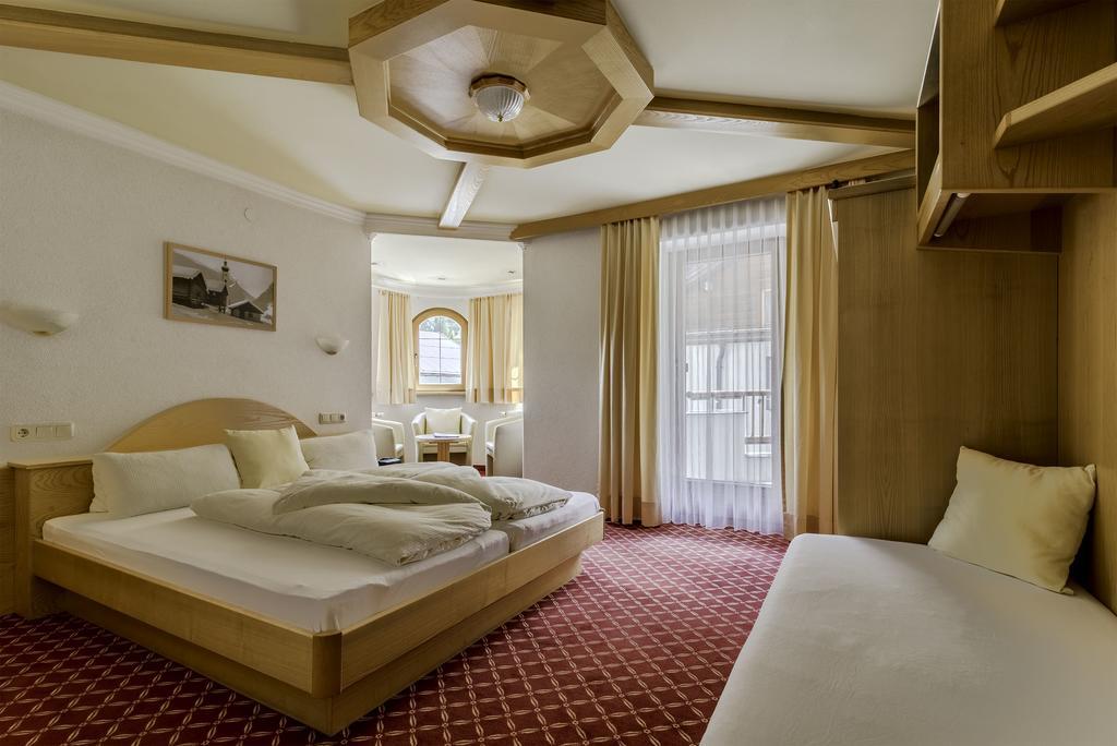 Hotel Enzian Paznaun See Luaran gambar