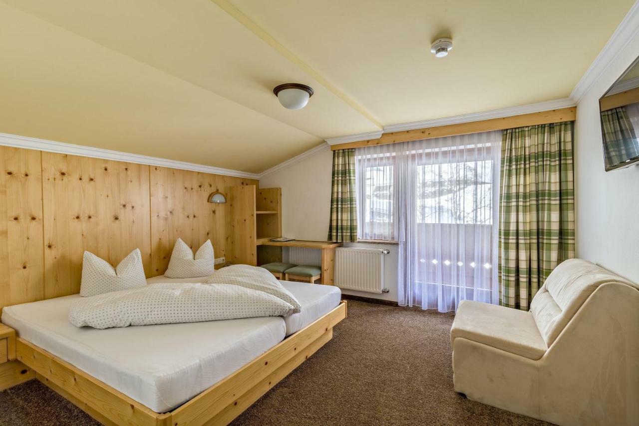 Hotel Enzian Paznaun See Luaran gambar