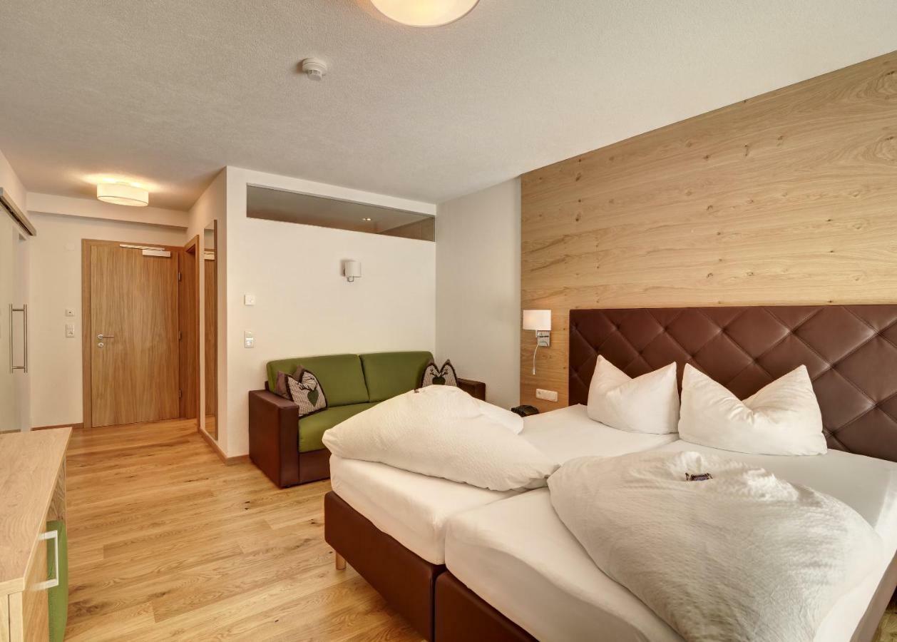 Hotel Enzian Paznaun See Luaran gambar